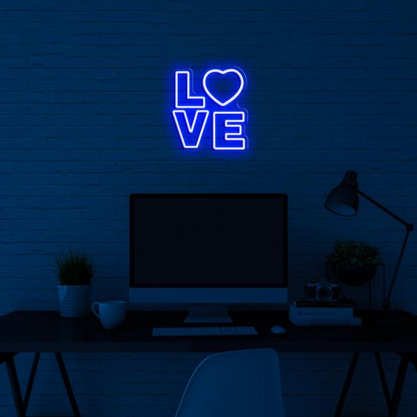 تابلو LED نئون روی دیوار - لوگوی سه بعدی LOVE - با ابعاد 50 سانتی متر
