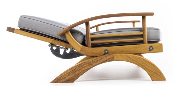 صندلی های چوبی قابل تنظیم برای باغ