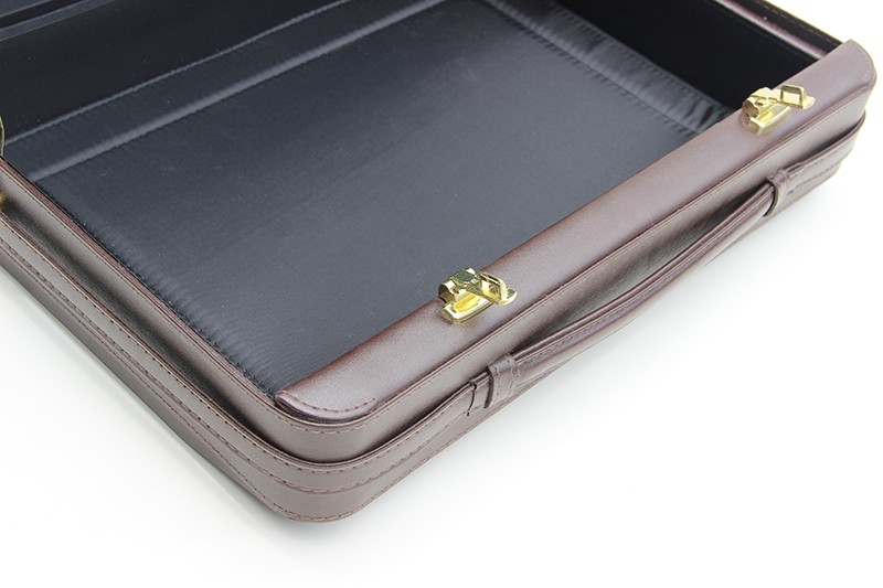 چمدان چرمی برای نوت بوک و لپ تاپ